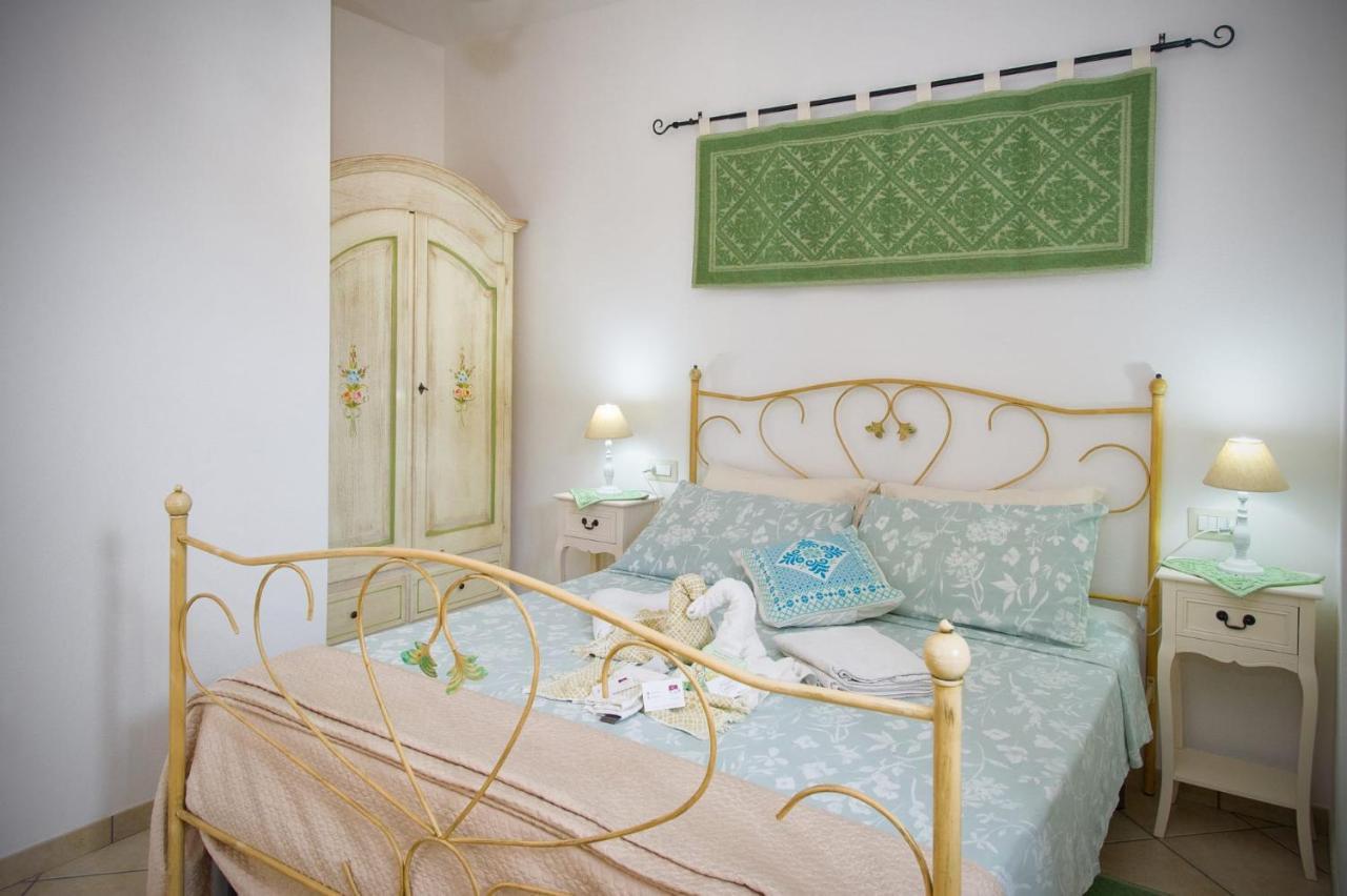 Holiday Room Sa Tebia Ористано Экстерьер фото